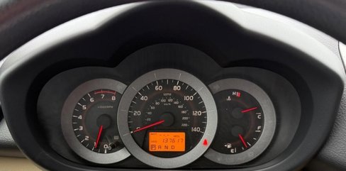 Used 2010 Toyota RAV4 4WD image 27