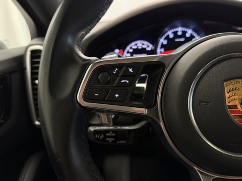 Certified 2022 Porsche Cayenne Coupe image 14