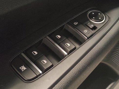 Used 2019 Kia Forte LXS image 27