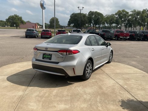 Used 2021 Toyota Corolla LE image 5