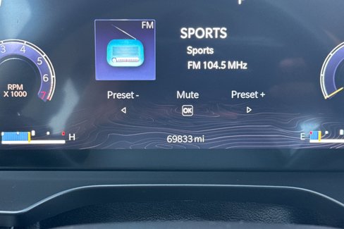 Used 2022 Jeep Grand Cherokee Limited image 25