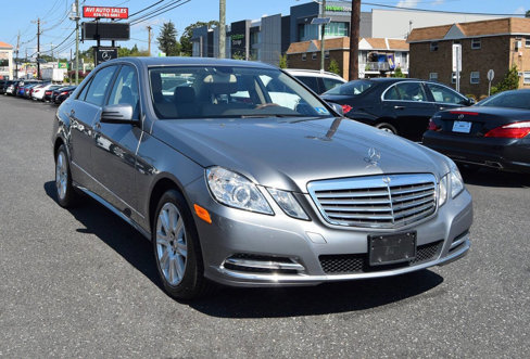 Used 2012 Mercedes-Benz E 350 4MATIC Sedan image 8