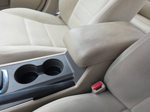 Used 2009 Ford Fusion SE image 30