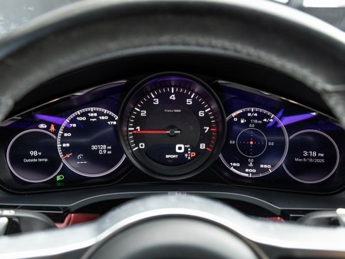 Certified 2022 Porsche Cayenne image 14