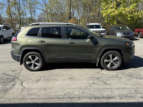 Used 2019 Jeep Cherokee Limited image 4