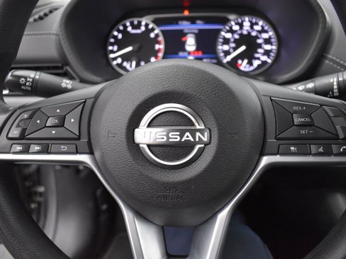 Used 2024 Nissan Sentra SV image 13