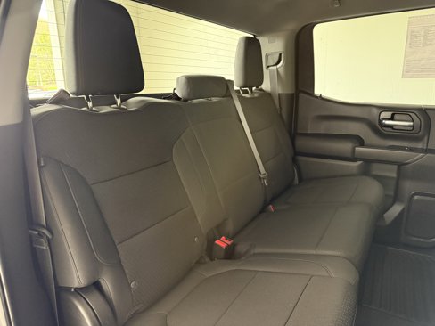 Used 2020 Chevrolet Silverado 1500 Custom w/ Custom Value Package image 34