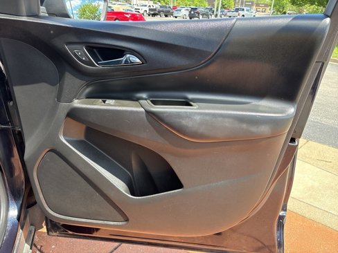 Used 2020 Chevrolet Equinox LT image 27