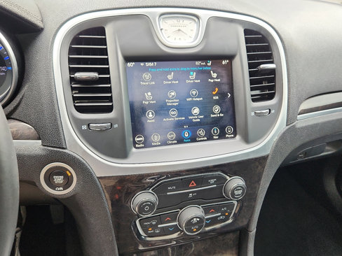 Used 2019 Chrysler 300 Limited image 25