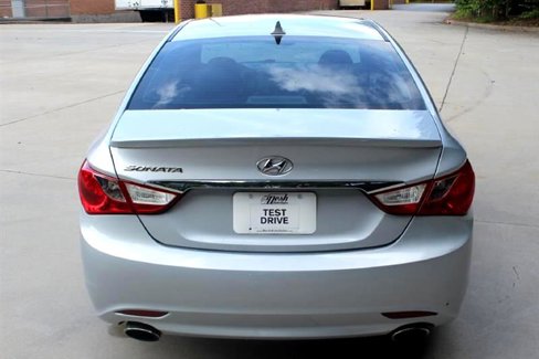 Used 2011 Hyundai Sonata SE w/ Navigation & Sunroof Pkg 4 image 4