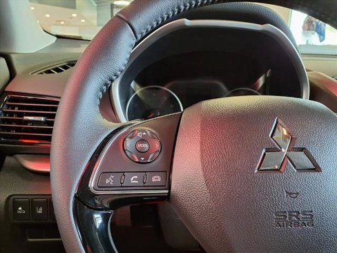 New 2025 Mitsubishi Eclipse Cross SE image 17
