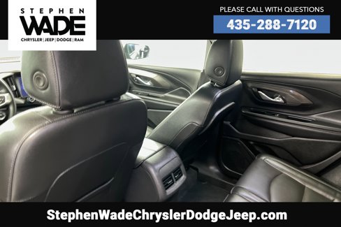 Used 2023 GMC Terrain SLT image 19