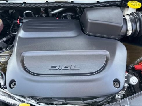 Used 2020 Chrysler Pacifica Limited image 31
