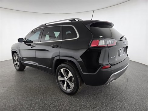 Used 2020 Jeep Cherokee Limited image 16