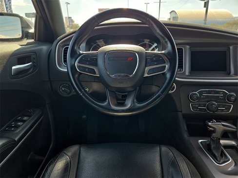 Used 2022 Dodge Charger SXT w/ Leather Interior Group image 18