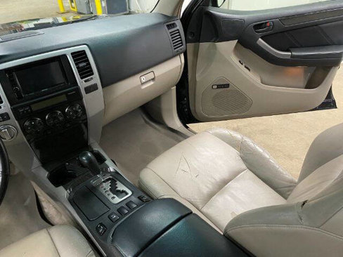 Used 2004 Toyota 4Runner Limited image 17