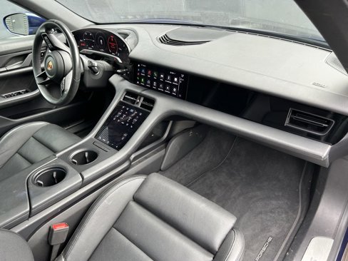 Certified 2020 Porsche Taycan 4S image 21