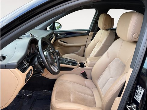 Used 2019 Porsche Macan image 9