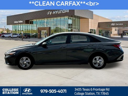 Used 2024 Hyundai Elantra SE image 4