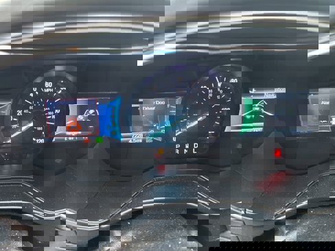 Used 2020 Ford Fusion SEL image 16