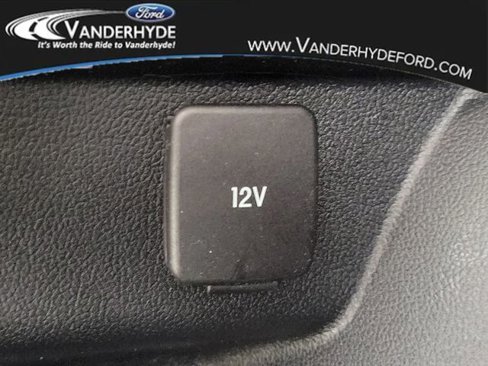 Used 2022 Ford Escape SE image 9