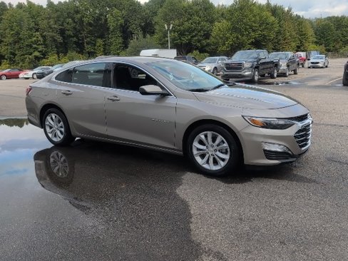 Used 2022 Chevrolet Malibu LT image 8