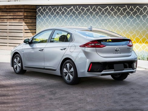 Used 2019 Hyundai Ioniq Plug-In Hybrid image 1