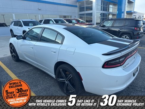 Used 2019 Dodge Charger Police w/ Street Appearance Group image 3