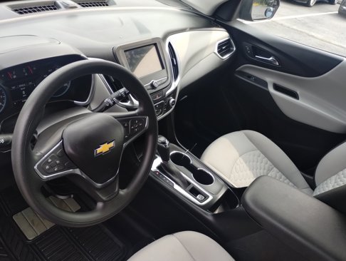 Used 2019 Chevrolet Equinox LS image 9