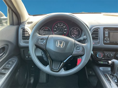 Used 2022 Honda HR-V LX image 9