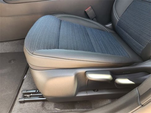 New 2025 Buick Envista Preferred w/ Advanced Safety Package image 17