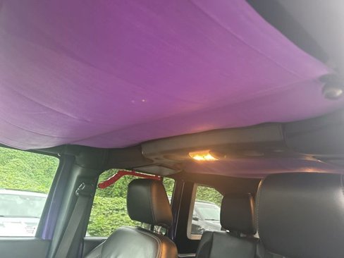 Used 2016 Jeep Wrangler Unlimited Sahara image 24