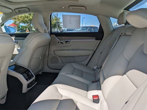 Certified 2023 Volvo S90 B6 Plus w/ Protection Package Premier image 13