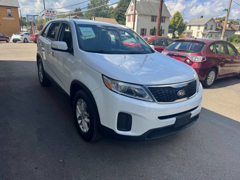 Used 2015 Kia Sorento LX image 6