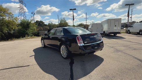 Used 2014 Chrysler 300 C image 6