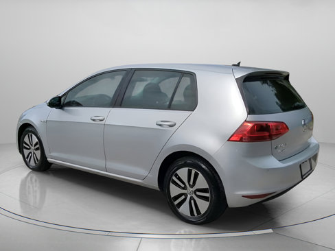 Used 2016 Volkswagen e-Golf SEL Premium image 18