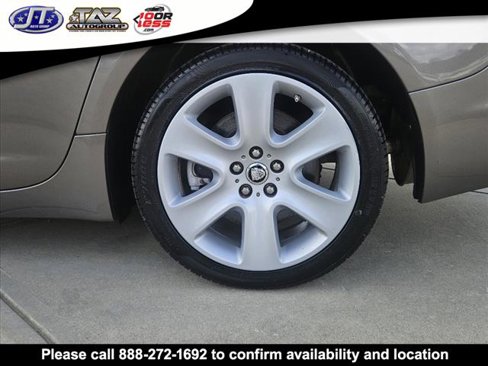 Used 2009 Jaguar XF Luxury image 19
