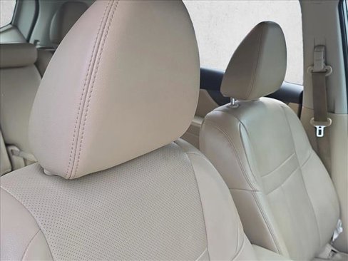 Used 2016 Nissan Rogue SL w/ SL Premium Package image 22