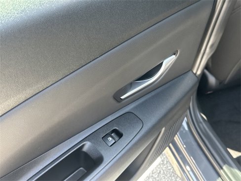 Certified 2025 Hyundai Elantra SEL image 12