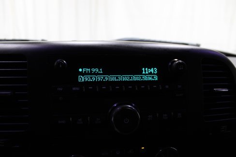 Used 2011 Chevrolet Silverado 2500 LT w/ Interior Plus Package image 12
