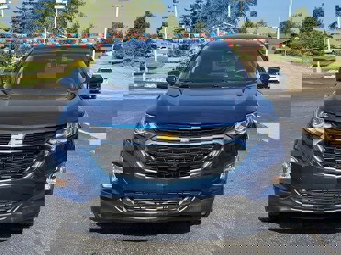 Used 2020 Chevrolet Equinox LT w/ LPO, Floor Liner Package image 2
