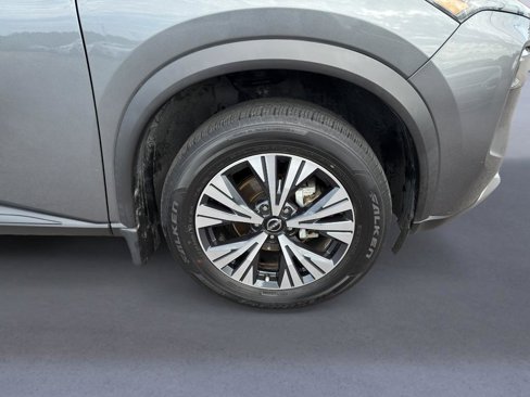 Used 2023 Nissan Rogue SV image 8