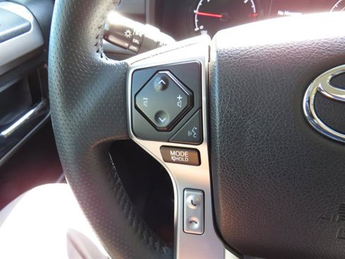 Used 2021 Toyota 4Runner SR5 image 11