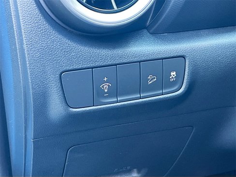 Used 2022 Hyundai Kona SEL image 10
