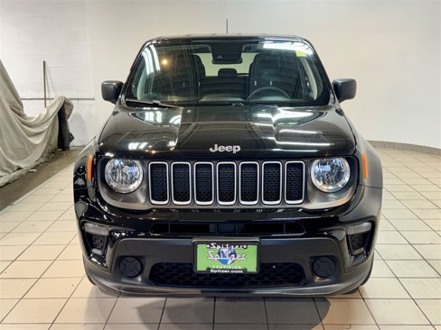 Used 2023 Jeep Renegade Latitude image 13