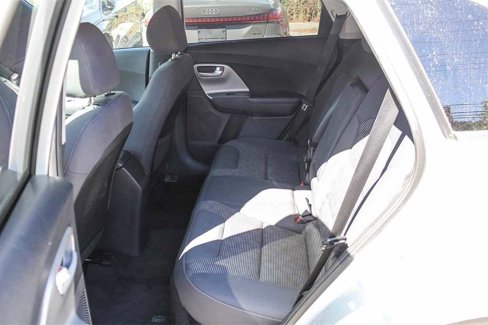 Used 2019 Kia Niro LX image 16