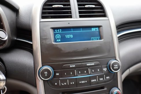 Used 2015 Chevrolet Malibu LS image 15