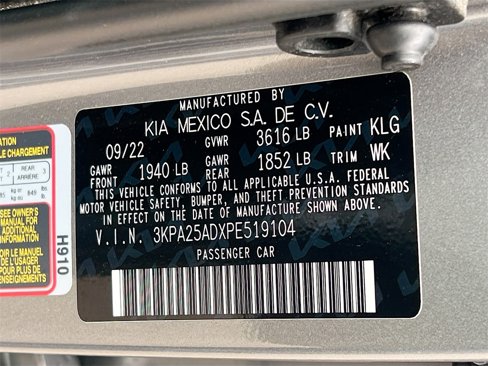 Used 2023 Kia Rio S w/ Technology Package image 31