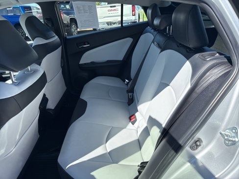 Used 2017 Toyota Prius Four image 28