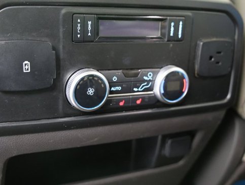 Used 2020 Ford Expedition Limited w/ Equipment Group 302A image 4